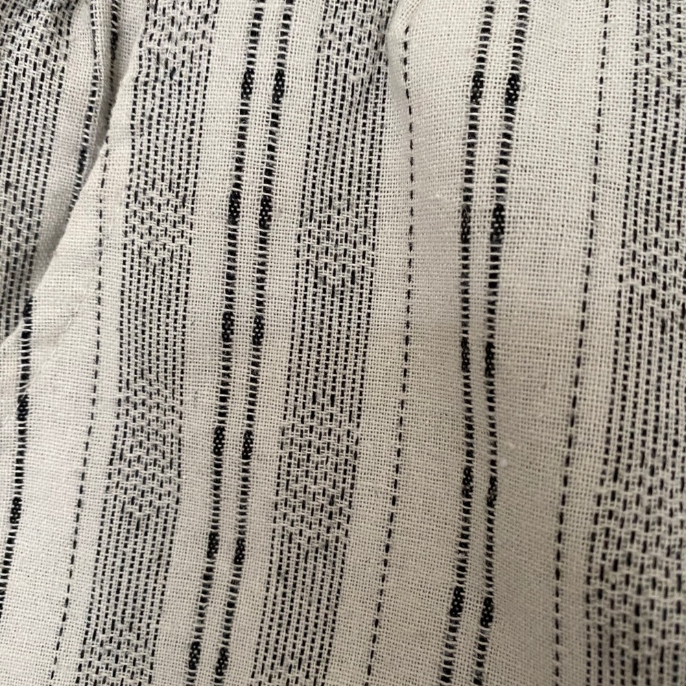 Almost Famous Linen Drawstring Short - Picture 7 of 7